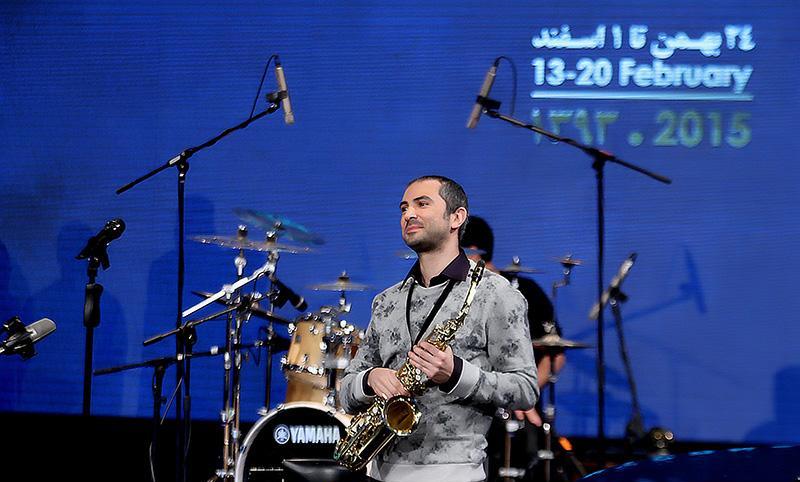 تصاویر کنسرت گروه دنگ شو در جشنواره فجر