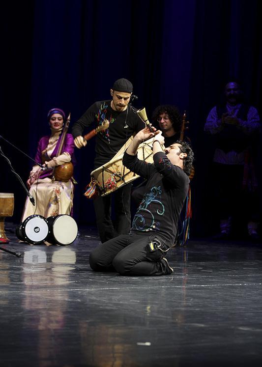 تصاویر کنسرت گروه رستاک در جشنواره فجر