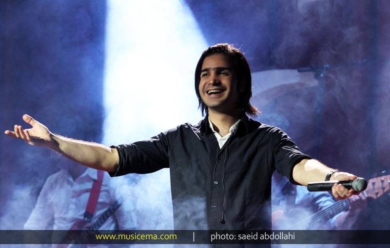 گزارش از کنسرت محسن یگانه در بندرعباس به همراه عکس ها